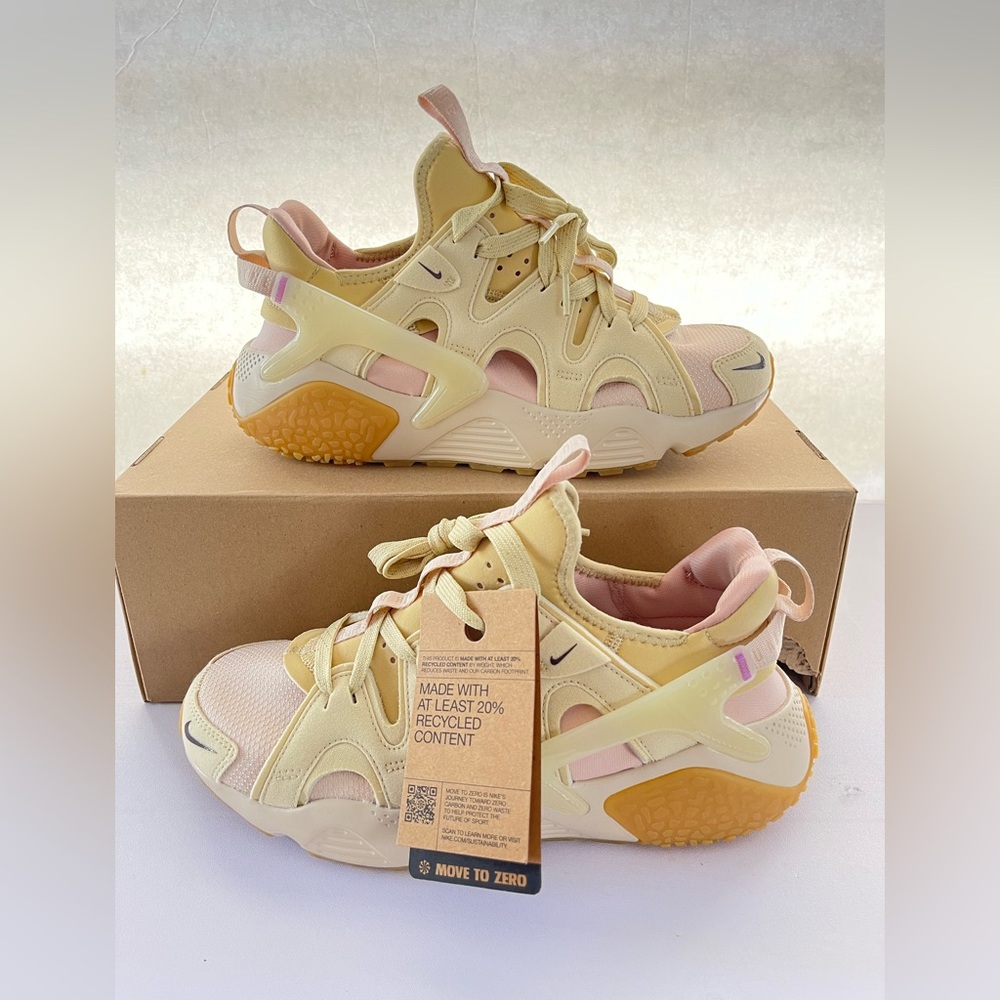 New Nike Air Huarache Craft Shoes Size: 10